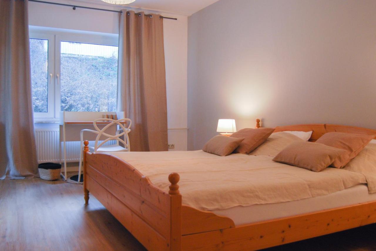 Gaestehaus An Der Moseltherme Трабен-Трарбах Екстериор снимка
